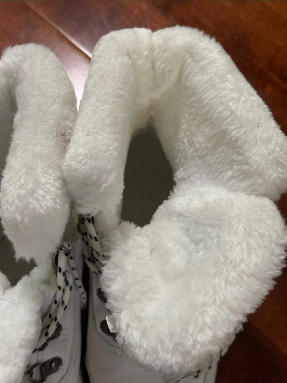 Women's White Fleece-Lined Winter Boots
